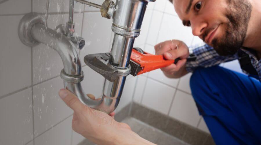 Expert burst pipe repair services in Champlain, NY